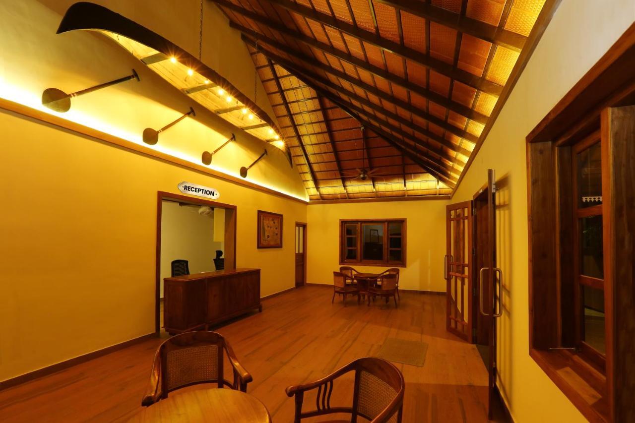 Once Upon The River, Aluva - Near Cochin International Airport Kochi Exterior photo