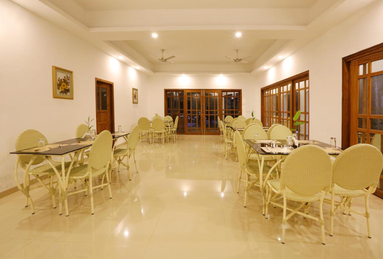 Once Upon The River, Aluva - Near Cochin International Airport Kochi Exterior photo