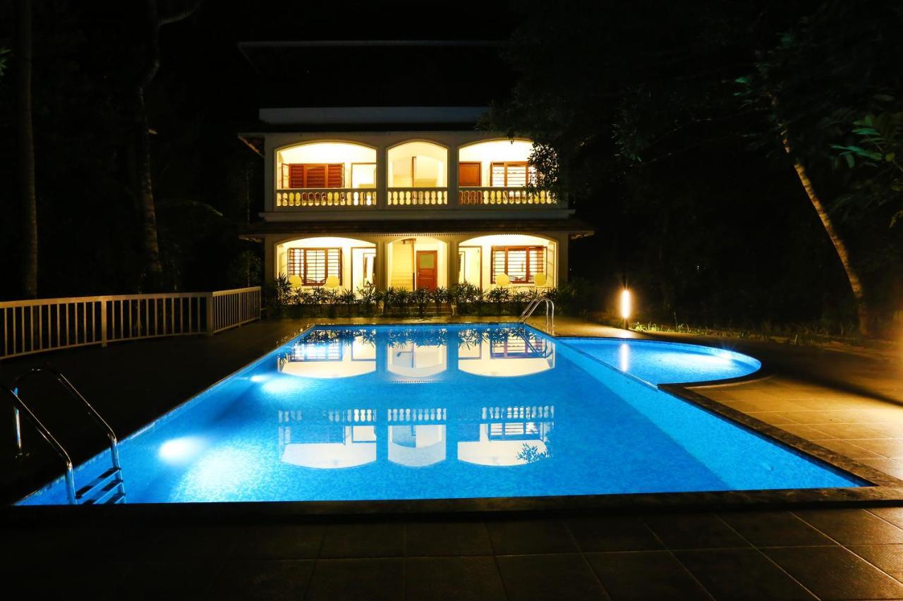 Once Upon The River, Aluva - Near Cochin International Airport Kochi Exterior photo